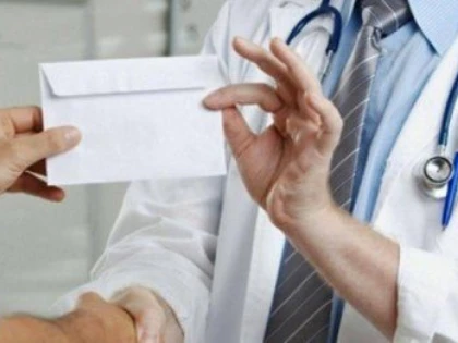 MEDICUL PRINS LUAND MITA A FOST RETINUT DE PROCURORII TIMISORENI