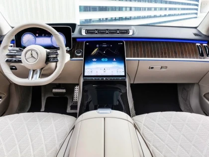 Mercedes S-Class, căutat de autorităţile din Marea Britanie, descoperit de poliţiştii din P.T.F. Vărșand