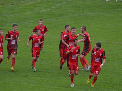 METALUL RESITA CASTIGA DERBY-UL BANATULUI SI E LIDER IN SERIA A II-A A LIGII SECUNDE