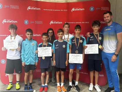 Micii atleți ai Gloriei Arad au urcat pe podium la Naționale, trei dintre ei sunt campioni! (FOTO)