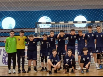 Micii handbaliști arădeni au debutat cu dreptul pe semicerc, în noul an