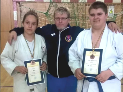 Micii judoka arădeni au cucerit medalii la Naţionale