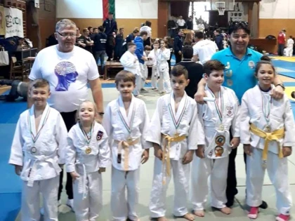 Micii judoka s-au remarcat pe tatami, în Ungaria