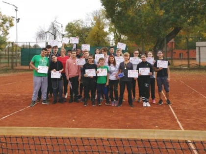 Micii tenismeni s-au întrecut la Cupa „Marius Copil”