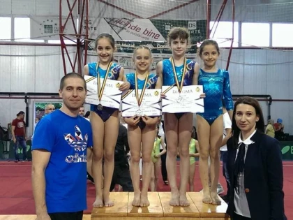 MICILE GIMNASTE ARĂDENE AU CUCERIT PATRU MEDALII LA NAŢIONALE