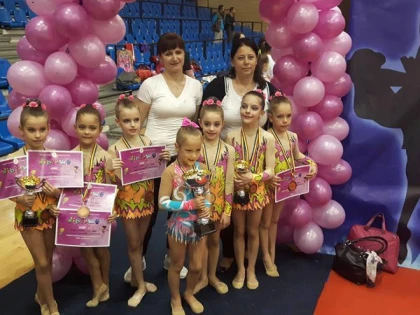 Micile gimnaste de la ritmică, medaliate la Naţionale