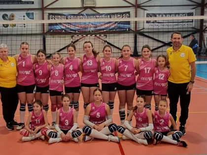 Micile voleibaliste de la Victoria Nădlac s-au calificat la turneul semifinal