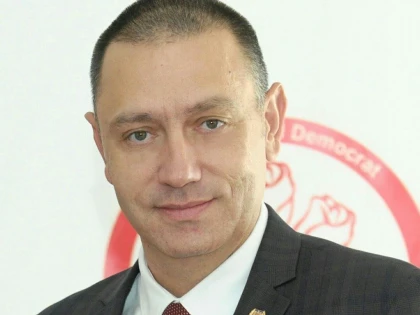 Mihai Fifor: Falcă forţează gradul de îndatorare al oraşului, jonglând cu buzunarele arădenilor   