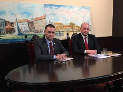 Mihai Fifor şi Dorel Căprar fac parte din comisia de anchetă privind alegerile prezidenţiale din 2009