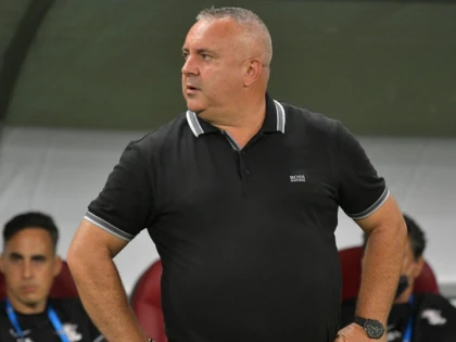 Mihai Iosif, suspendat cu doar câteva ore înainte de meciul cu UTA! "Numai prin filme am mai văzut..."