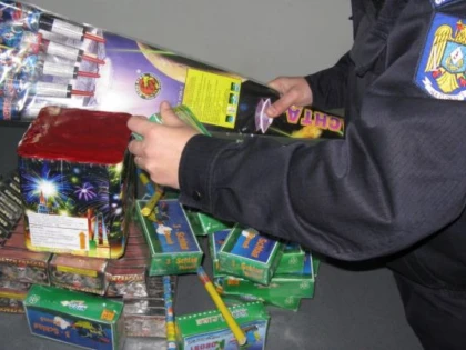 Mii de artificii și petarde au fost confiscate de polițiști, la finalul anului 2018