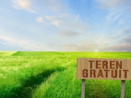 Mii de tineri din județul Arad au primit gratuit terenuri de la primării