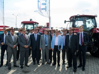 MII DE VIZITATORI LA AGROMALIM 2014