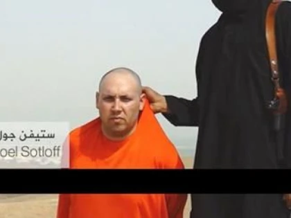 MILITANTII STATULUI ISLAMIC AU MAI DECAPITAT UN ZIARIST AMERICAN (VIDEO)