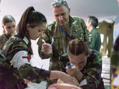 Militarii arădeni intră în lupta anti-COVID. Armata detașează sute de angajați către DSP-uri