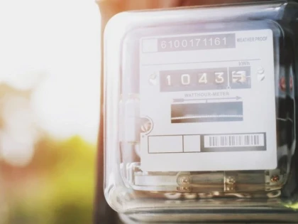 Ministerul Energiei le cere românilor să reducă voluntar consumul de curent între orele 19:00 și 23:00