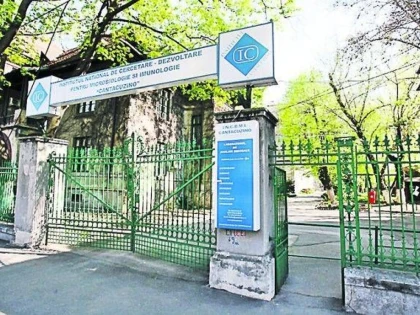 MINISTERUL SANATATII: PANA VINERI ANGAJATII DE LA CANTACUZINO ISI IAU BANII