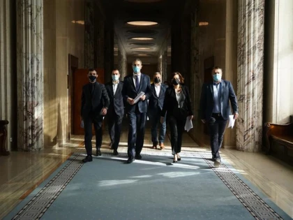 Miniștrii USR-PLUS și-au depus demisiile la Guvern