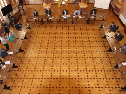 Ministrul Agriculturii a găsit la Arad unii dintre cei mai performanți agricultori din România