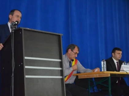 MINISTRUL AGRICULTURII, ÎN VIZITĂ LA O FABRICĂ DE BRÂNZETURI DIN SOCODOR