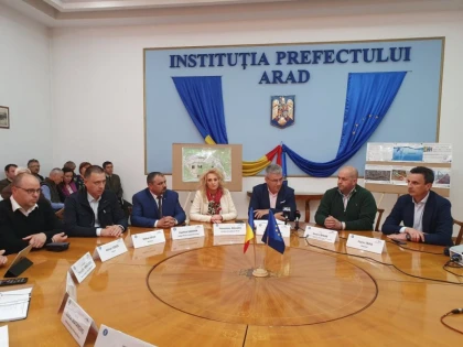 Ministrul Deneș anunță investiții în valoare de 40,66 milioane de lei, pentru județul Arad