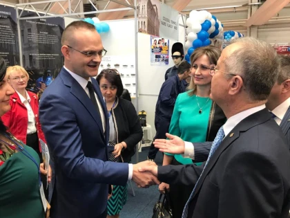 Ministrul Educației a vizitat standul DRW Arad de la Edu2Job for Life