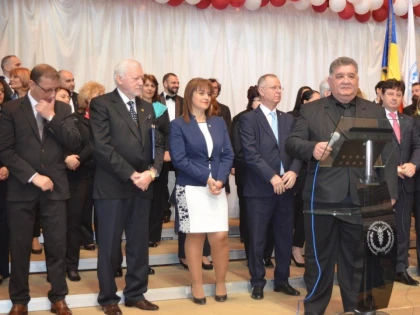 Ministrul Educaţiei Naţionale apreciază Şcoala de Sudură din Arad