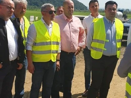 Ministrul Transporturilor a vizitat mai multe șantiere din județul Arad