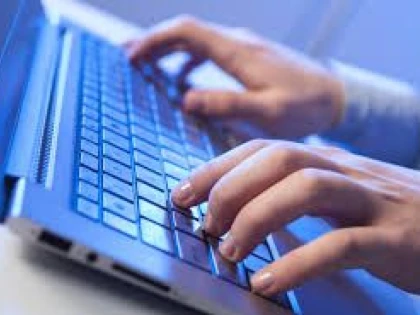MINOR CERCETAT PENTRU INSELACIUNE ONLINE
