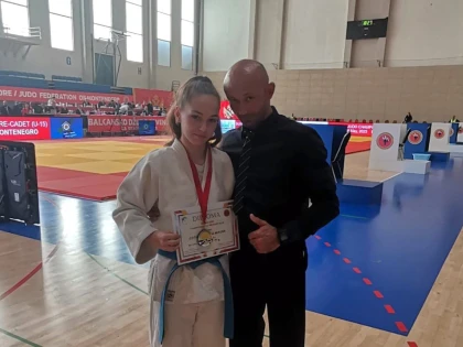 Miruna Ciotu este vicecampioană balcanică de judo, la categoria U15