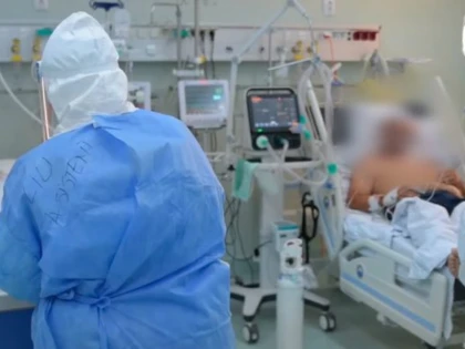 Mortalitatea la secţia ATI pentru bolnavii COVID din Arad este de 96%. Din 70 au supravieţuit 3