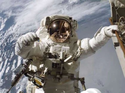 Motivul pentru care NASA a anulat prima misiune exclusiv feminină în afara Staţiei Spaţiale