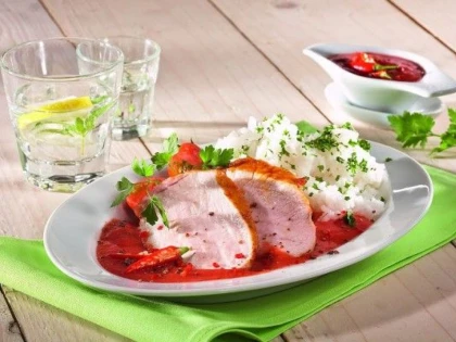 MUSCHI DE VITEL CU SOS PICANT