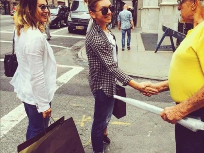 NADIA COMANECI A FACUT UN GEST SUPERB, LA NEW YORK, FATA DE SIMONA HALEP! CUM A FACUT-O SA UITE INFRANGEREA DIN SEMIFINALE?