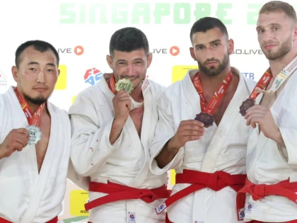 Nădlăcanul Cristian Bodîrlău este campion mondial la sambo pe plajă, iar „studentul” Natea a luat bronzul
