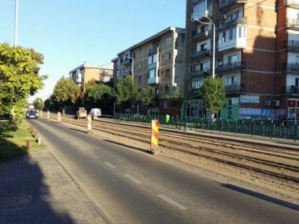 Nemulţumiri în Micălaca. Lucrările stagnează pe strada Voinicilor