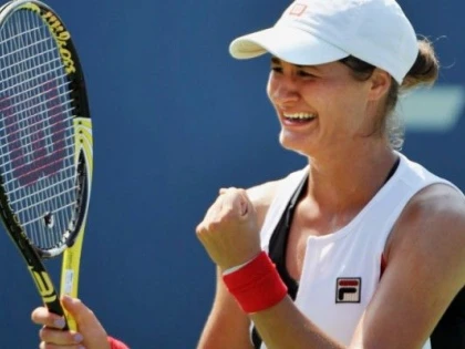 NICULESCU A RAZBUNAT-O PE HALEP! ROMANCA E IN TURUL TREI LA WIMBLEDON