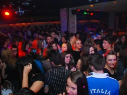 NOAPTEA LICEELOR, UN EVENIMENT ASTEPTAT DE TINERI
