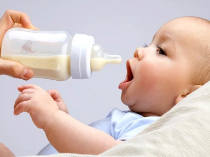 Noi loturi de lapte praf Lactalis, retrase de pe piață