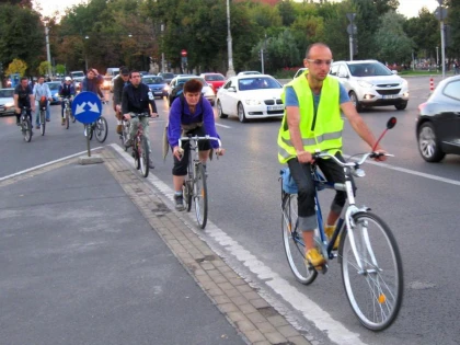 Noi reguli de circulație pentru bicicliști!