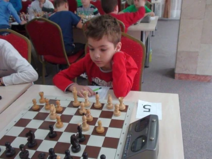NOI SUCCESE ALE MICILOR SAHISTI DE LA VADOS ARAD