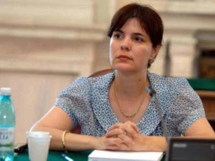 NOUL JUDECATOR CC MAYA TEODOROIU DEPUNE JURAMANTUL LA PALATUL COTROCENI
