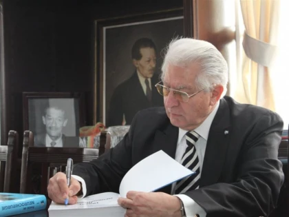 Nu te mai plânge, ia atitudine împotriva suferinței! Sfaturile prețioase ale unui neurochirurg