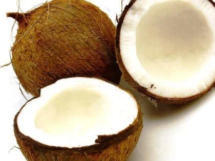 Nuca de cocos, sursă bogată de potasiu