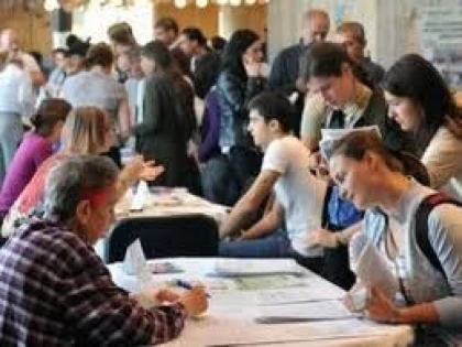 NUMARUL LOCURILOR DE MUNCA VACANTE A SCAZUT IN ULTIMUL TRIMESTRU DIN 2014 LA 39.700