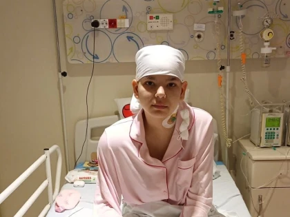 O adolescentă de 14 ani luptă cu un cancer, iar în doar trei săptămâni trebuie strânși 78.000 de euro pentru operația care îi poate salva viața