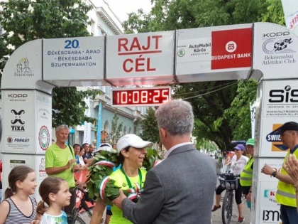 O atletă din Ungaria a câştigat Supermaratonul!