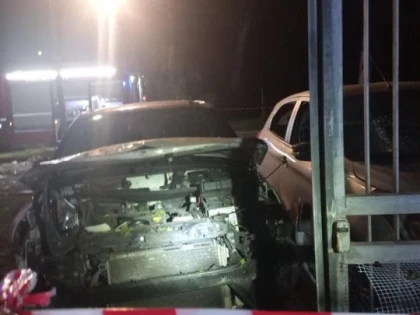 O bombă a distrus mașina unui cunoscut jurnalist de investigație italian