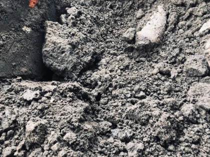 O bombă a fost descoperită într-o grădină din Macea