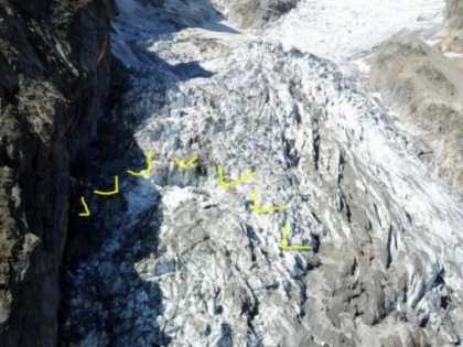 O bucată din ghețarul Planpincieux, de pe Mont Blanc, la un pas de prăbușire